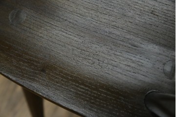 イギリスヴィンテージ　ERCOL(アーコール)　アザミの透かし彫りが上品な印象を与えるシスルバックチェア4脚セット　(R-074384)