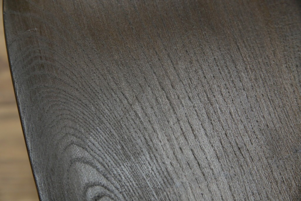 イギリスヴィンテージ　ERCOL(アーコール)　アザミの透かし彫りが上品な印象を与えるシスルバックチェア4脚セット　(R-074384)