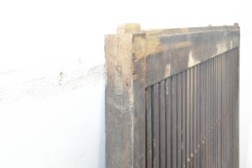 アンティーク建具　栗材・檜(ヒノキ)材　古い木味が趣溢れる格子蔵戸1枚(玄関戸、引き戸)(R-074385)