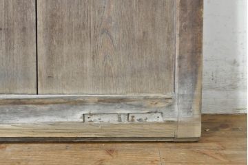 アンティーク建具　栗材・檜(ヒノキ)材　古い木味が趣溢れる格子蔵戸1枚(玄関戸、引き戸)(R-074385)