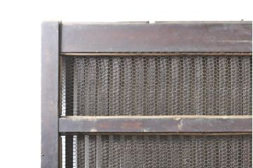 アンティーク建具　栗材・檜(ヒノキ)材　古い木味が趣溢れる格子蔵戸1枚(玄関戸、引き戸)(R-074385)