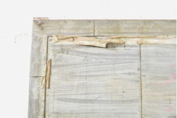 アンティーク建具　重厚な佇まいが存在感のある鉄板張りの蔵戸1枚(鉄扉、玄関戸、引き戸)(R-074386)