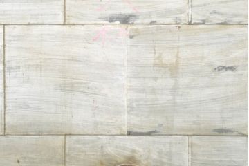 アンティーク建具　重厚な佇まいが存在感のある鉄板張りの蔵戸1枚(鉄扉、玄関戸、引き戸)(R-074386)