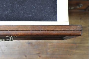 中古　美品　気品ある佇まいが魅力のチェスト(サイドボード、サイドチェスト、引き出し)(R-074392)
