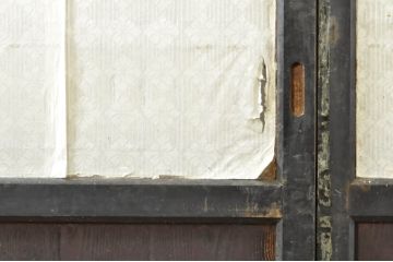 アンティーク建具　鏡板欅(ケヤキ)材　古民家インテリアにもおすすめな障子帯戸2枚セット(引き戸、板戸、格子帯戸、障子戸)(R-074400)