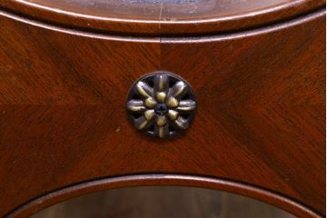 中古　DREXEL HERITAGE(ドレクセルヘリテイジ)　ESPERANTO(エスペラント)　上品な曲線デザインが高級感を醸し出すアーム付きダイニングチェア2脚セット(アームチェア、イス、椅子)(R-074402)