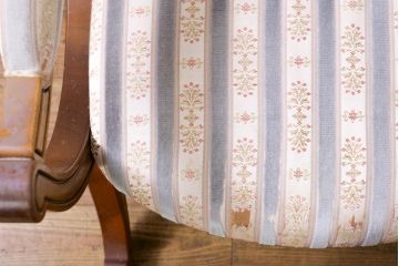 中古　DREXEL HERITAGE(ドレクセルヘリテイジ)　ESPERANTO(エスペラント)　上品な曲線デザインが高級感を醸し出すアーム付きダイニングチェア2脚セット(アームチェア、イス、椅子)(R-074403)