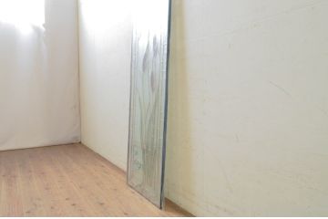 未使用品　水辺の風景(みずべのふうけい)　デットストック品のステンドグラス(建具、ドア、窓、照明、衝い立て、衝立、つい立て)(定価約17万3千円)(R-074408)