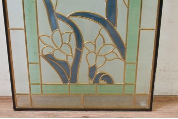 未使用品　湖の菖蒲(みずうみのあやめ)　デットストック品のステンドグラス(建具、ドア、窓、照明、衝い立て、衝立、つい立て)(定価約10万8千円)(R-074418)