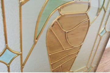 未使用品　生花(いけばな)　デットストック品のステンドグラス(建具、ドア、窓、照明、衝い立て、衝立、つい立て)(定価約10万8千円)(R-074426)