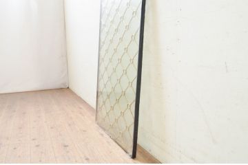 未使用品　菱格子(ヒシクロス)　デットストック品のステンドグラス(建具、ドア、窓、照明、衝い立て、衝立、つい立て)(定価約12万円)(R-074432)