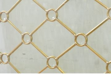 未使用品　菱格子(ヒシクロス)　デットストック品のステンドグラス(建具、ドア、窓、照明、衝い立て、衝立、つい立て)(定価約12万円)(R-074432)