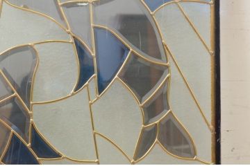 未使用品　二匹の海豚(にひきのいるか)　デットストック品のステンドグラス(建具、ドア、窓、照明、衝い立て、衝立、つい立て)(定価約10万4千円)(R-074433)