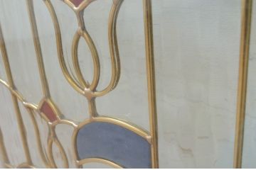未使用品　三つのチューリップ(みっつのチューリップ)　デットストック品のステンドグラス(建具、ドア、窓、照明、衝い立て、衝立、つい立て)(定価約10万2千円)(R-074449)