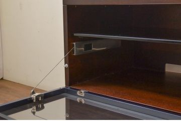 中古　美品　Cassinaixc.(カッシーナイクスシー)　BREATH(ブレス)　スタイリッシュな佇まいが魅力的なシアターボード(テレビ台、テレビボード、リビングボード、ローボード、収納棚、戸棚)(R-074457)