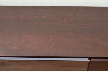 中古　美品　Cassinaixc.(カッシーナイクスシー)　BREATH(ブレス)　スタイリッシュな佇まいが魅力的なシアターボード(テレビ台、テレビボード、リビングボード、ローボード、収納棚、戸棚)(R-074457)