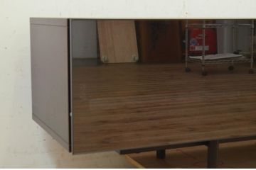 中古　美品　Cassinaixc.(カッシーナイクスシー)　BREATH(ブレス)　スタイリッシュな佇まいが魅力的なシアターボード(テレビ台、テレビボード、リビングボード、ローボード、収納棚、戸棚)(R-074457)