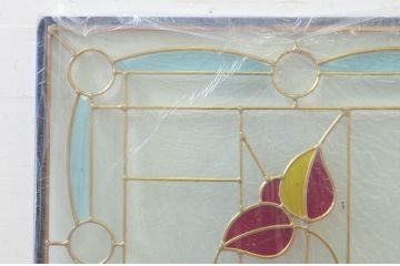 未使用品　木の実(きのみ)　デットストック品のステンドグラス(建具、ドア、窓、照明、衝い立て、衝立、つい立て)(定価約12万4千円)(R-074460)