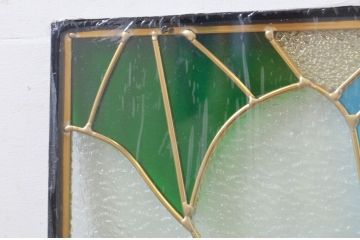 未使用品　楓(かえで)　デットストック品のステンドグラス(建具、ドア、窓、照明、衝い立て、衝立、つい立て)(定価約9万6千円)(R-074461)