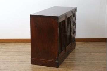 中古　美品!!　岩谷堂箪笥　力強い木目と重厚な金具が美しい収納棚サイドボード(水屋箪笥、戸棚、キャビネット)(R-074463)
