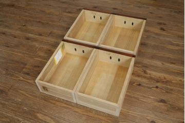 中古　美品!!　岩谷堂箪笥　力強い木目と重厚な金具が美しい収納棚サイドボード(水屋箪笥、戸棚、キャビネット)(R-074463)