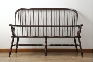 中古　美品　国産民芸家具　デパート取扱品　クラシカルな佇まいのウィンザーベンチ(長椅子、3人掛けベンチ、ウィンザーチェア、ウインザーチェア)(R-074464)