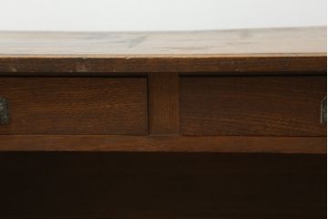 和製アンティーク　レトロな雰囲気を醸し出す猫イラズ看板入りの帳場机(テーブル、作業台、デスク、文机、座机、平机、簿記机、在宅ワーク、在宅用)(R-074467)