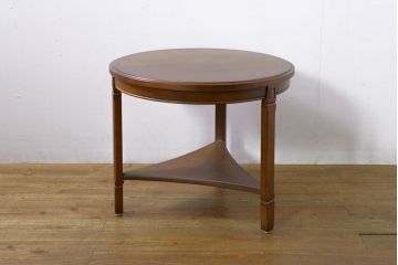 和製ビンテージ　希少な廃盤品　オールドマルニ　maruni(マルニ木工)　三角形の棚がお洒落なローテーブル(サイドテーブル、ラウンドテーブル、コーヒーテーブル、ヴィンテージ)(R-074474)