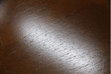 和製ビンテージ　希少な廃盤品　オールドマルニ　maruni(マルニ木工)　三角形の棚がお洒落なローテーブル(サイドテーブル、ラウンドテーブル、コーヒーテーブル、ヴィンテージ)(R-074474)