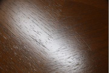 和製ビンテージ　希少な廃盤品　オールドマルニ　maruni(マルニ木工)　三角形の棚がお洒落なローテーブル(サイドテーブル、ラウンドテーブル、コーヒーテーブル、ヴィンテージ)(R-074474)
