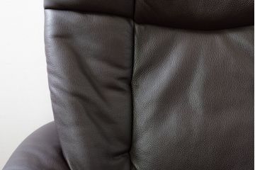 中古　ドイツ高級ブランド　himolla(ヒモラ)　model.7560　本革(レザー)　ゼロストレスチェア　ゆったりとした座り心地が魅力的なリクライニングソファとオットマンのセット(アームチェア、リクライニングチェア、リクライナー、シングルソファ、回転チェア、1人掛け、1P、フットスツール)(R-074475)