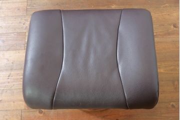 中古　ドイツ高級ブランド　himolla(ヒモラ)　model.7560　本革(レザー)　ゼロストレスチェア　ゆったりとした座り心地が魅力的なリクライニングソファとオットマンのセット(アームチェア、リクライニングチェア、リクライナー、シングルソファ、回転チェア、1人掛け、1P、フットスツール)(R-074475)