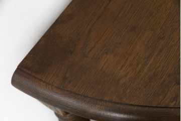 中古　美品　オランダ民芸家具　ネザーランズ・フォークロア　オーク材　クラシカルな佇まいが魅力的なコンソールテーブル(サイドテーブル、花台、飾り台)(R-074476)