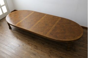 中古　特注　DREXEL HERITAGE(ドレクセルヘリテイジ)　品のある佇まいが魅力的なエクステンションローテーブル(リビングテーブル、センターテーブル、エクステンションテーブル、4人掛け、6人掛け、8人掛け)(R-074479)