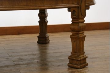中古　特注　DREXEL HERITAGE(ドレクセルヘリテイジ)　品のある佇まいが魅力的なエクステンションローテーブル(リビングテーブル、センターテーブル、エクステンションテーブル、4人掛け、6人掛け、8人掛け)(R-074479)