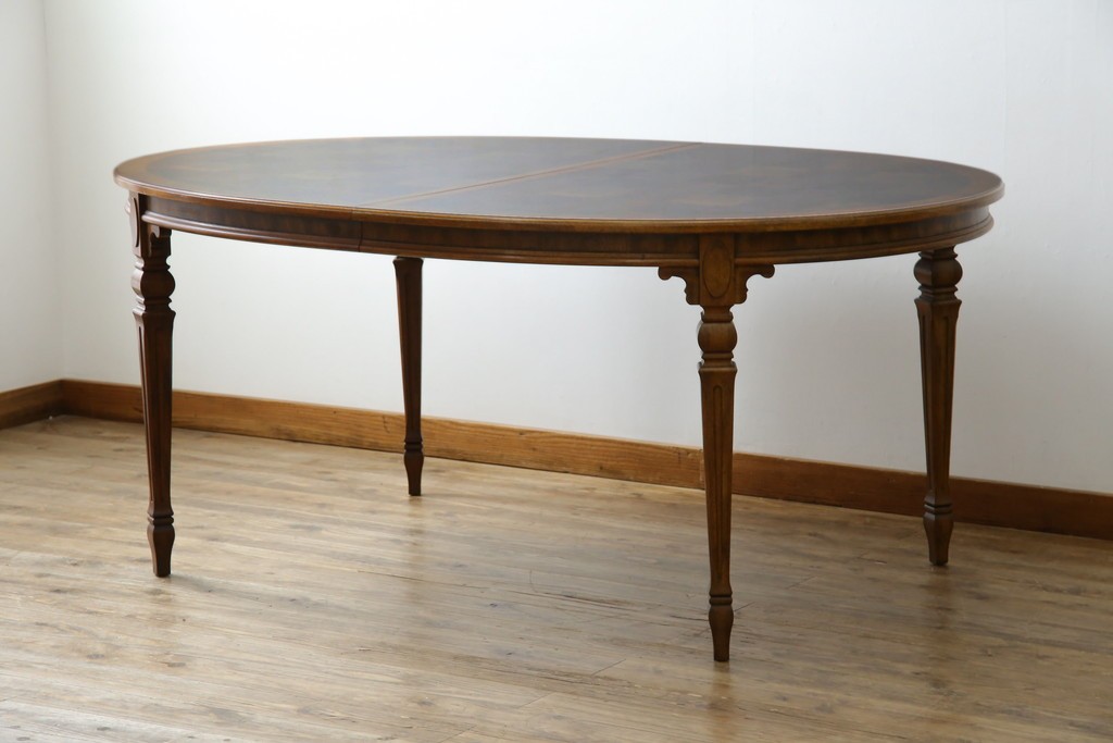 中古　美品　廃盤品　DREXEL HERITAGE(ドレクセルヘリテイジ)　Cameo Classics(キャメオクラシックス)　天板のチェックパターンがお洒落なエクステンションテーブル　(R-074481)