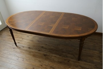 中古　美品　廃盤品　DREXEL HERITAGE(ドレクセルヘリテイジ)　Cameo Classics(キャメオクラシックス)　天板のチェックパターンがお洒落なエクステンションテーブル　(R-074481)