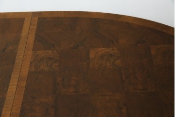 中古　美品　廃盤品　DREXEL HERITAGE(ドレクセルヘリテイジ)　Cameo Classics(キャメオクラシックス)　天板のチェックパターンがお洒落なエクステンションテーブル　(R-074481)