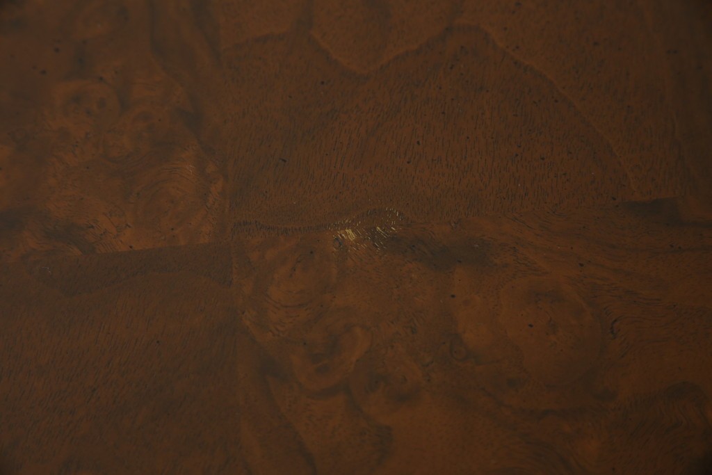 中古　美品　廃盤品　DREXEL HERITAGE(ドレクセルヘリテイジ)　Cameo Classics(キャメオクラシックス)　天板のチェックパターンがお洒落なエクステンションテーブル　(R-074481)