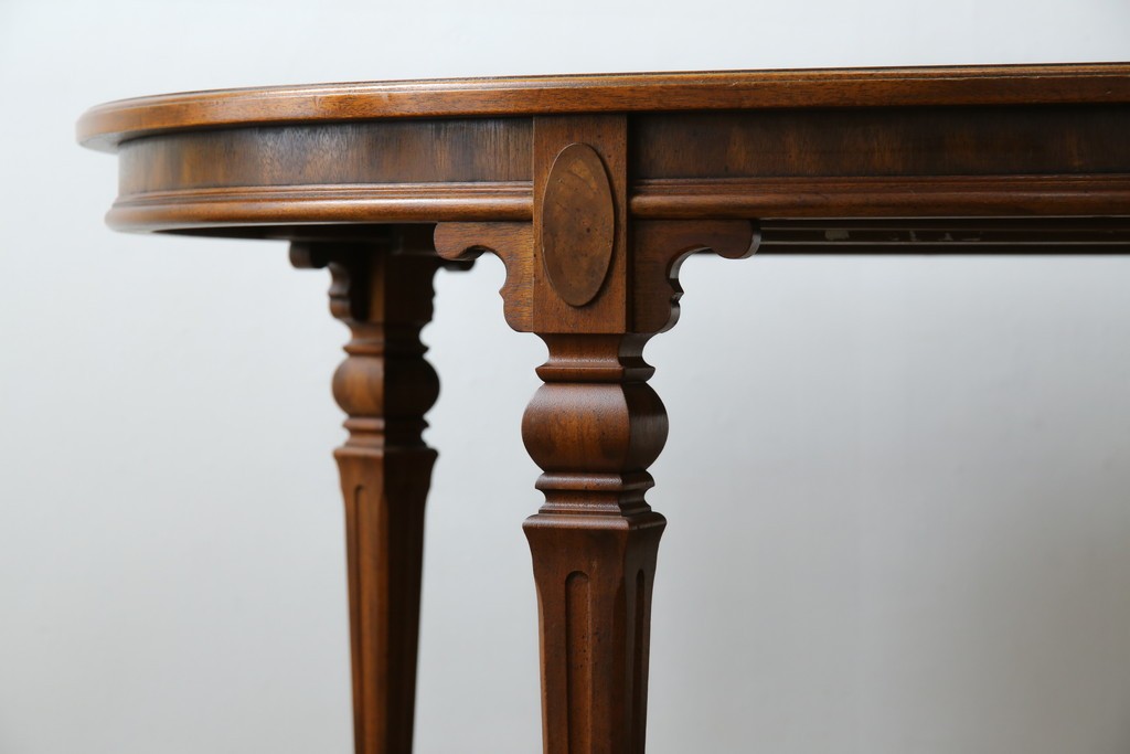 中古　美品　廃盤品　DREXEL HERITAGE(ドレクセルヘリテイジ)　Cameo Classics(キャメオクラシックス)　天板のチェックパターンがお洒落なエクステンションテーブル　(R-074481)