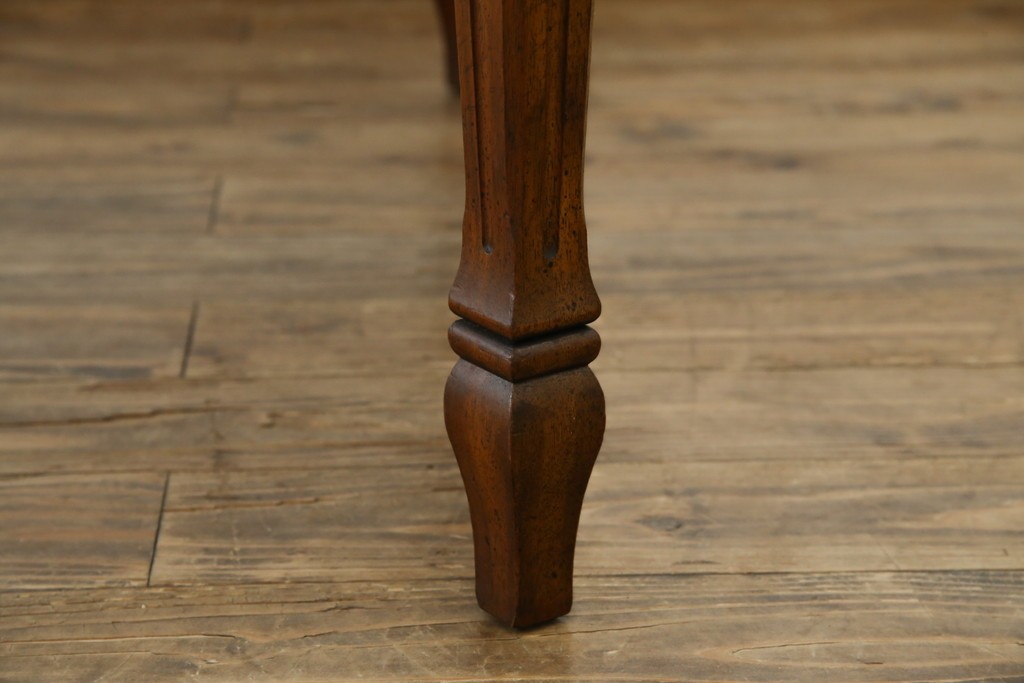 中古　美品　廃盤品　DREXEL HERITAGE(ドレクセルヘリテイジ)　Cameo Classics(キャメオクラシックス)　天板のチェックパターンがお洒落なエクステンションテーブル　(R-074481)