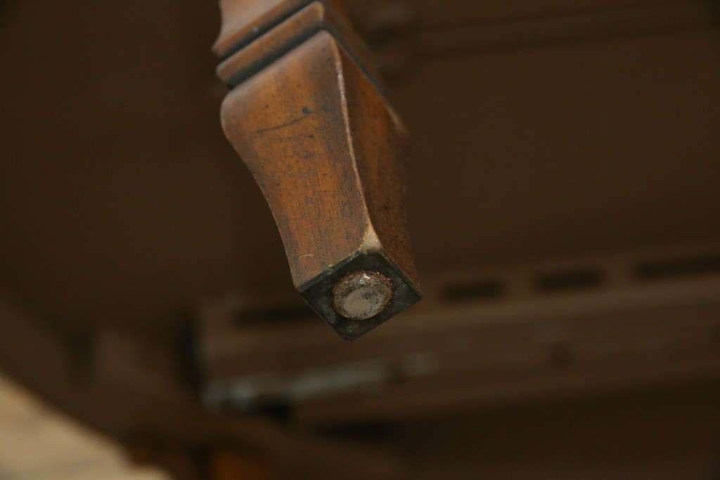 中古　美品　廃盤品　DREXEL HERITAGE(ドレクセルヘリテイジ)　Cameo Classics(キャメオクラシックス)　天板のチェックパターンがお洒落なエクステンションテーブル　(R-074481)