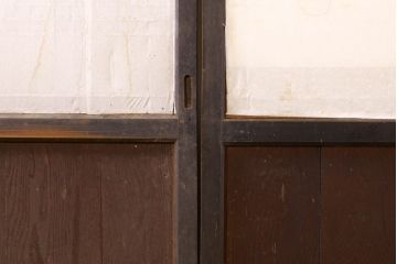 アンティーク建具　鏡板欅(ケヤキ)材　古民家インテリアにもおすすめの障子帯戸2枚セット(引き戸、板戸、格子帯戸、障子戸)(R-074483)