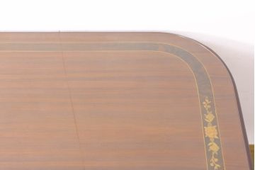 中古　美品　スペイン高級家具　ガラス天板付き　象嵌とゴールドの装飾が高級感を醸し出すダイニングテーブル(食卓、4人掛け、6人掛け)(R-074485)
