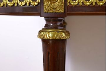 中古　美品　スペイン高級家具　ガラス天板付き　象嵌とゴールドの装飾が高級感を醸し出すダイニングテーブル(食卓、4人掛け、6人掛け)(R-074485)
