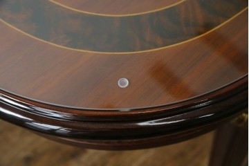 中古　美品　スペイン高級家具　ガラス天板付き　象嵌とゴールドの装飾が高級感を醸し出すダイニングテーブル　(R-074485)