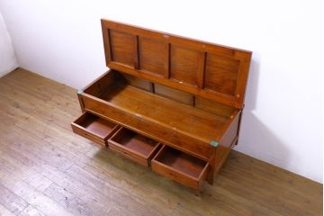 和製ビンテージ　未使用　展示品　民芸家具　欅(ケヤキ)材　収納付きで便利な囲炉裏ベンチ(椅子、ダイニングチェア、板座チェア、ヴィンテージ)(R-074491)