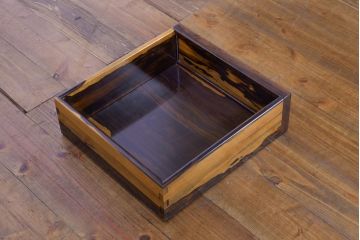 和製ビンテージ　未使用　展示品　シャム柿(ジリコテ)材　奥深く味のある色合いが目を惹くサイドボード(収納棚、戸棚、茶箪笥、水屋箪笥、サイドキャビネット、ヴィンテージ)(R-074492)