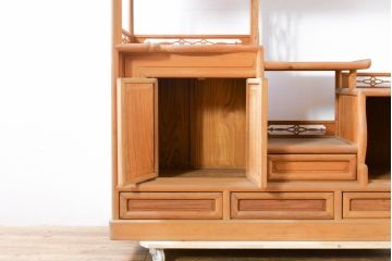 和製ビンテージ　未使用　展示品　桑材　和の空間作りにおすすめの飾り棚(茶棚、違い棚、収納棚、戸棚、ヴィンテージ)(R-074493)