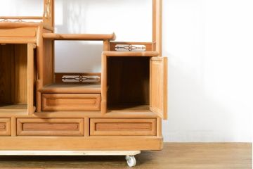 和製ビンテージ　未使用　展示品　桑材　和の空間作りにおすすめの飾り棚(茶棚、違い棚、収納棚、戸棚、ヴィンテージ)(R-074493)